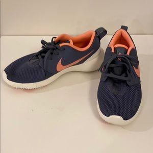 Nike golf shoes size 6.5